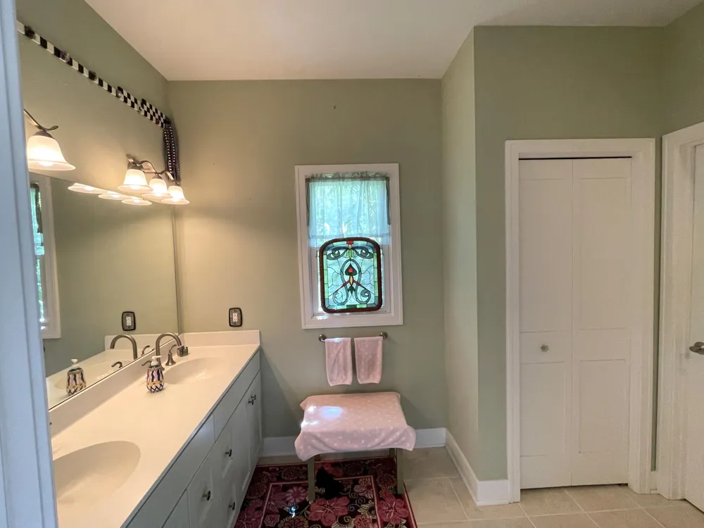 6852 Westshire Drive Norton Shores City, MI 49444