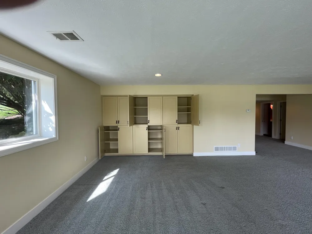 6852 Westshire Drive Norton Shores City, MI 49444