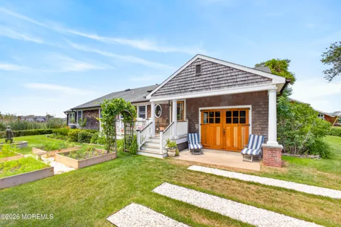 20 Bayonne Avenue