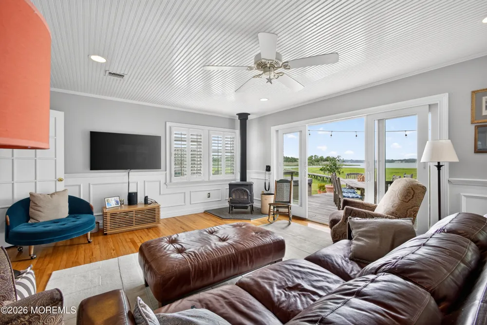 20 Bayonne Avenue Monmouth Beach, NJ 07750