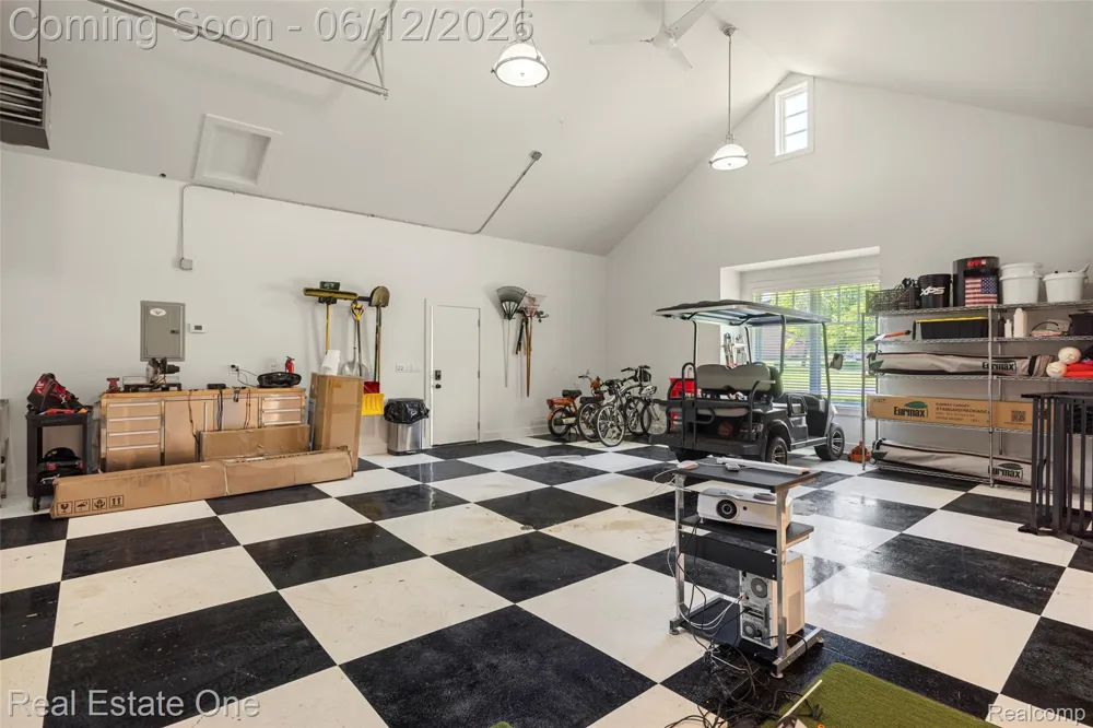 7689 Deerhill Drive Clarkston City, MI 48346