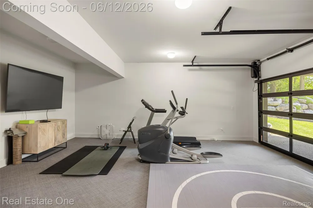 7689 Deerhill Drive Clarkston City, MI 48346