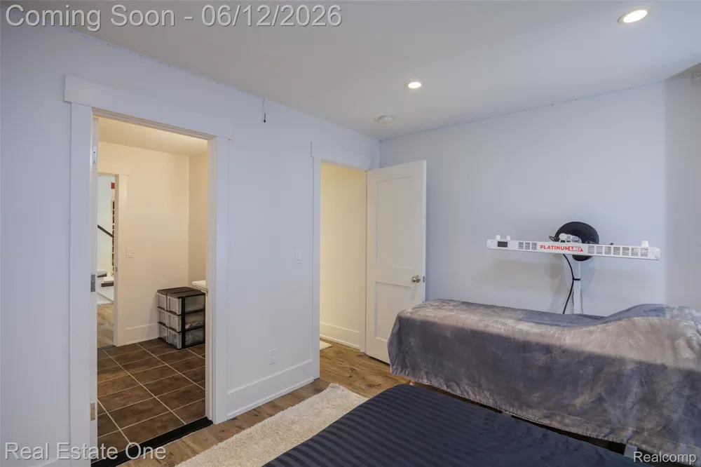 7689 Deerhill Drive Clarkston City, MI 48346