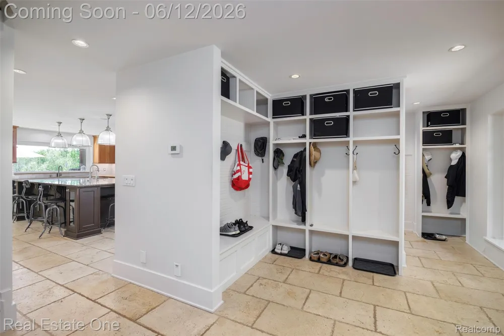 7689 Deerhill Drive Clarkston City, MI 48346