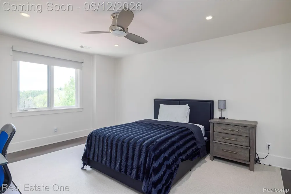 7689 Deerhill Drive Clarkston City, MI 48346