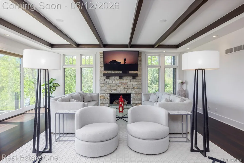 7689 Deerhill Drive Clarkston City, MI 48346