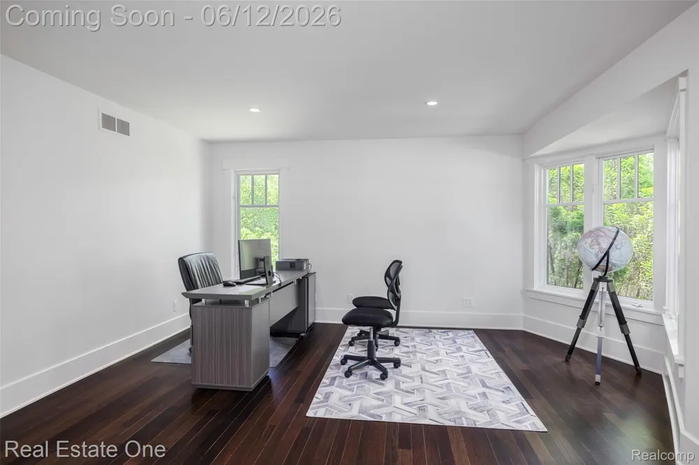 7689 Deerhill Drive Clarkston City, MI 48346