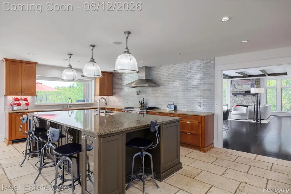 7689 Deerhill Drive Clarkston City, MI 48346