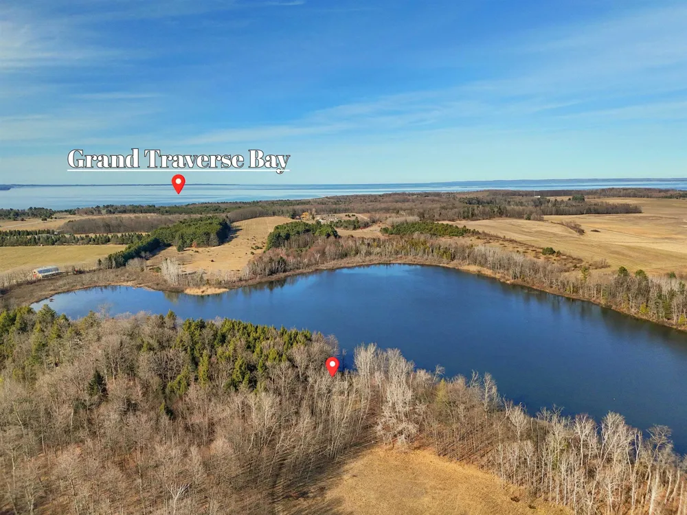 3900 Swaney Road Peninsula Township, MI 49686