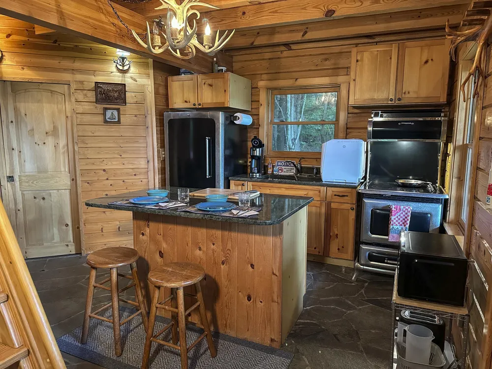 3900 Swaney Road Peninsula Township, MI 49686
