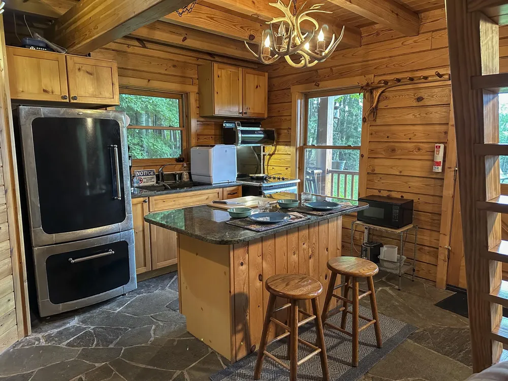 3900 Swaney Road Peninsula Township, MI 49686