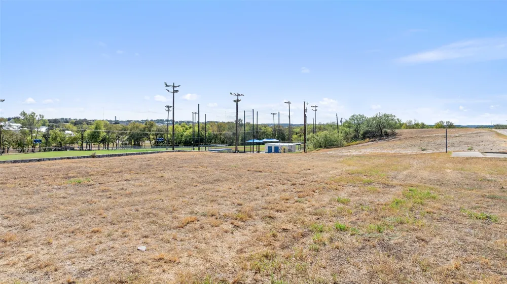 711 Avenue N Marble Falls, TX 78654