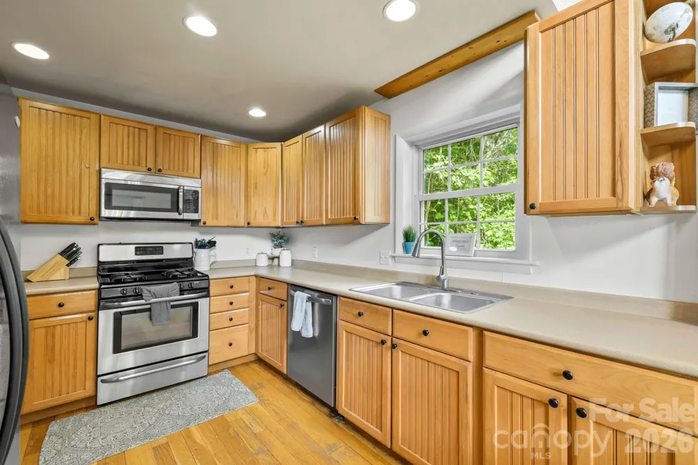 576 Grizzly Ridge Bryson City, NC 28713