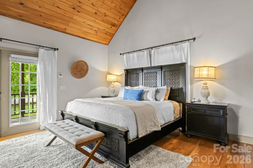 576 Grizzly Ridge Bryson City, NC 28713