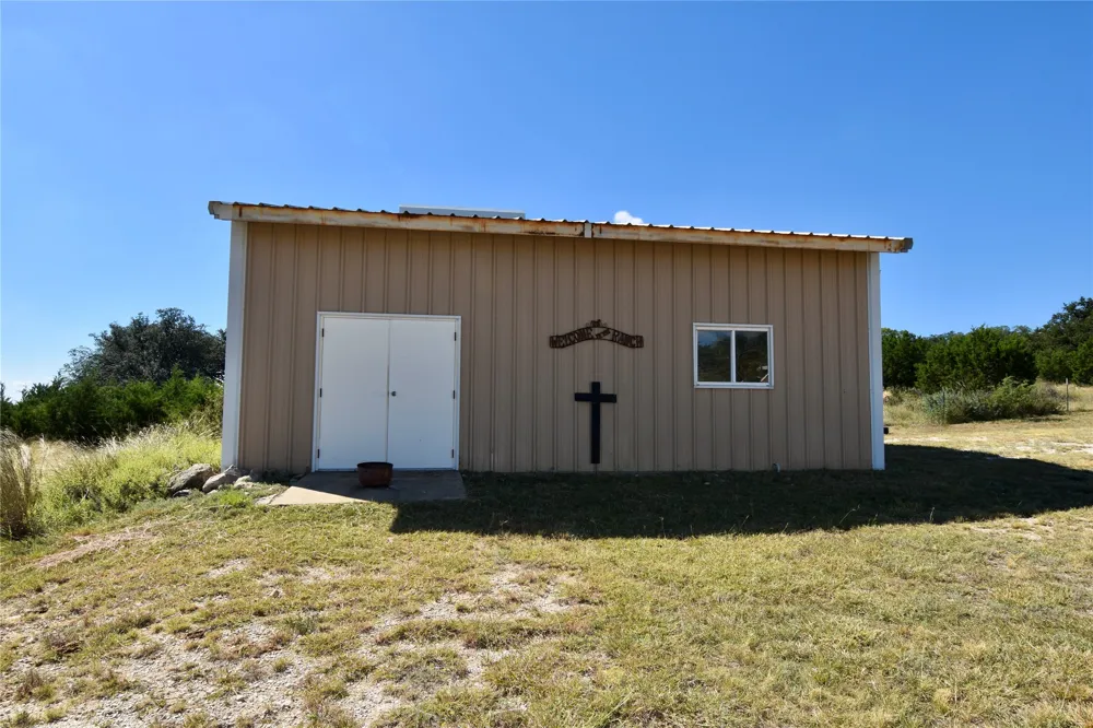 159 Private Road 939 Brady, TX 76825