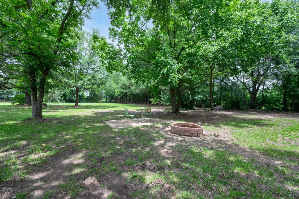 20082 State Highway 64 Canton, TX 75103