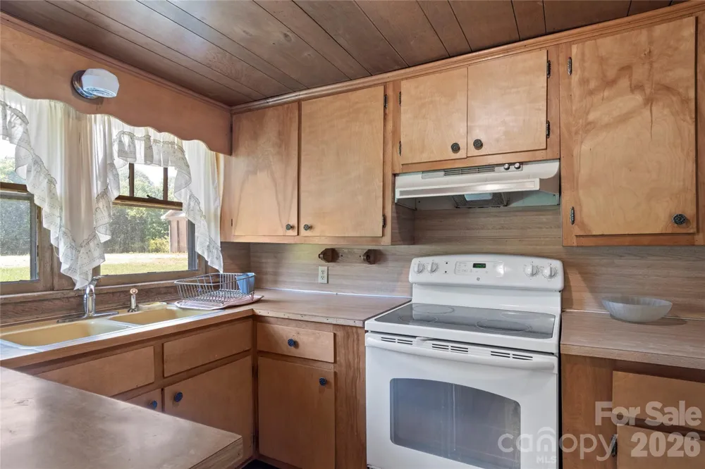 271 Little Ridge Road Moravian Falls, NC 28654