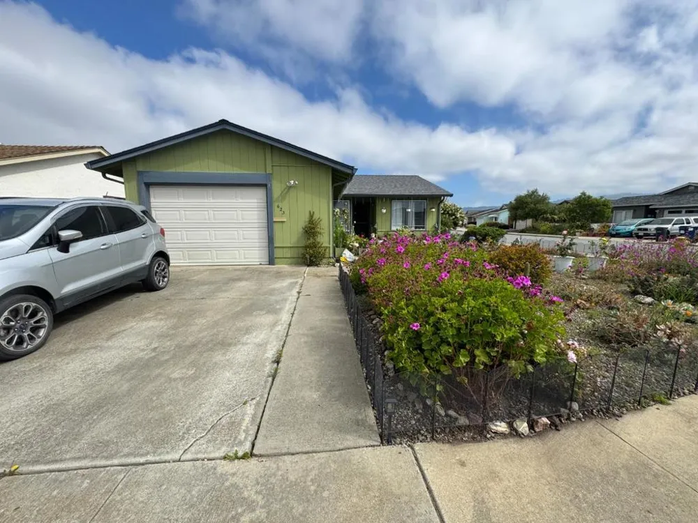 623 Delta Way Watsonville, CA 95076