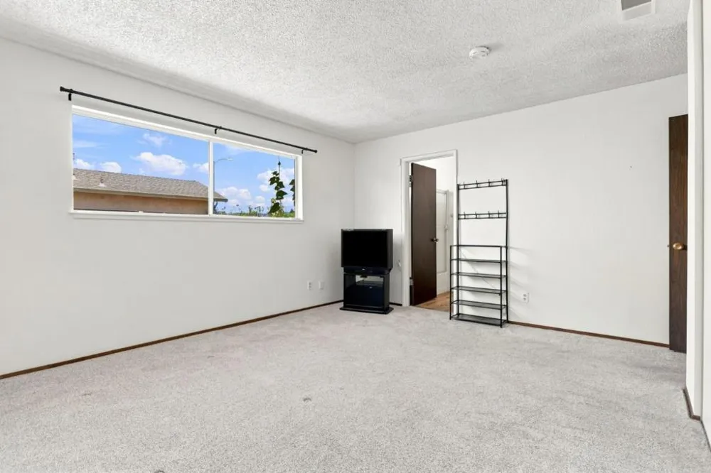 623 Delta Way Watsonville, CA 95076