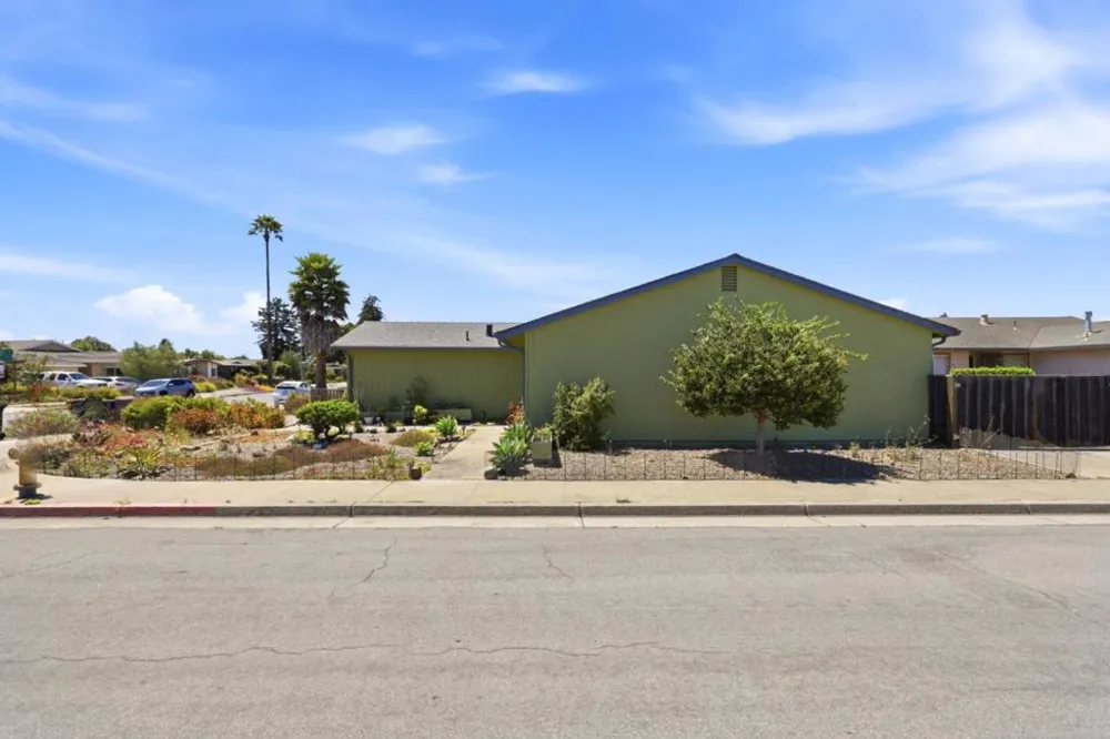 623 Delta Way Watsonville, CA 95076