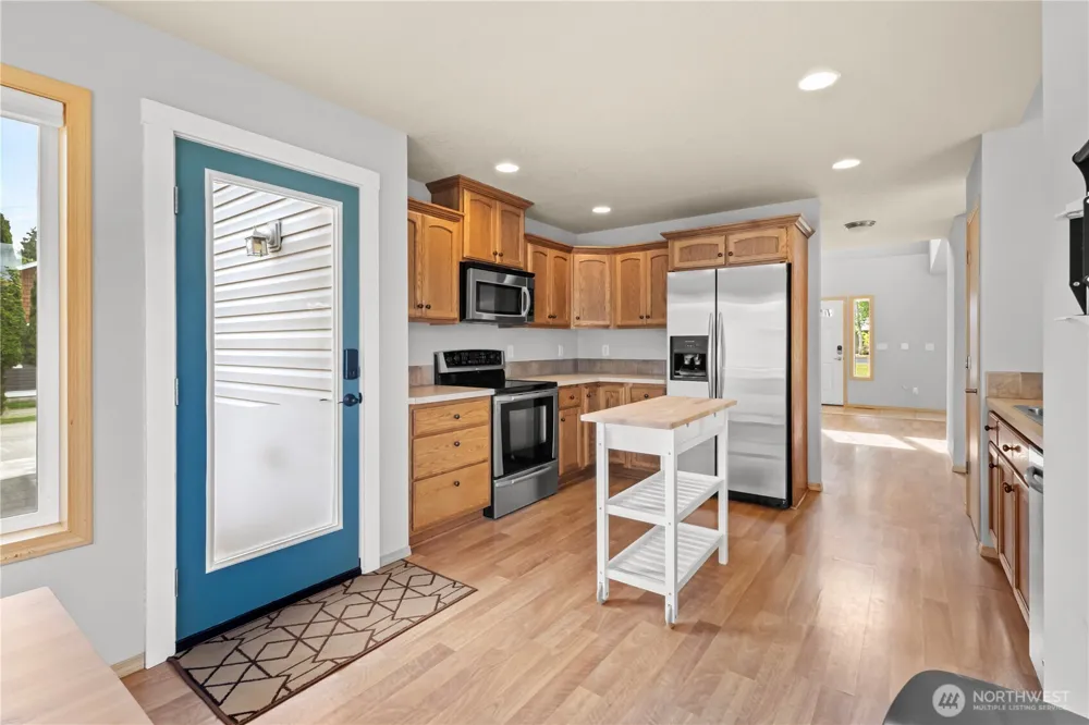 52 Morgan Drive Cathlamet, WA 98612