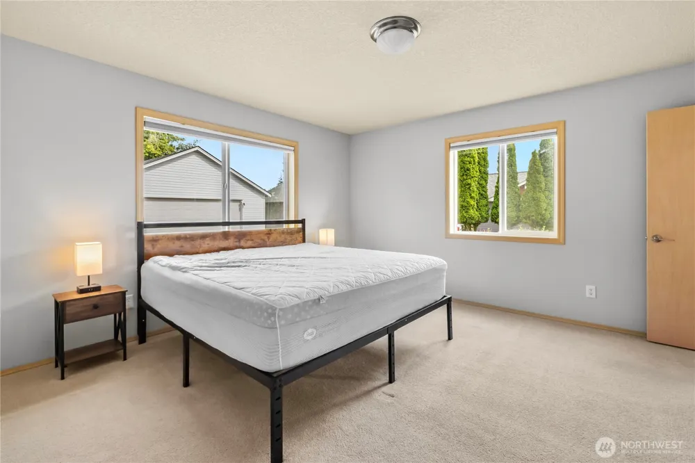 52 Morgan Drive Cathlamet, WA 98612