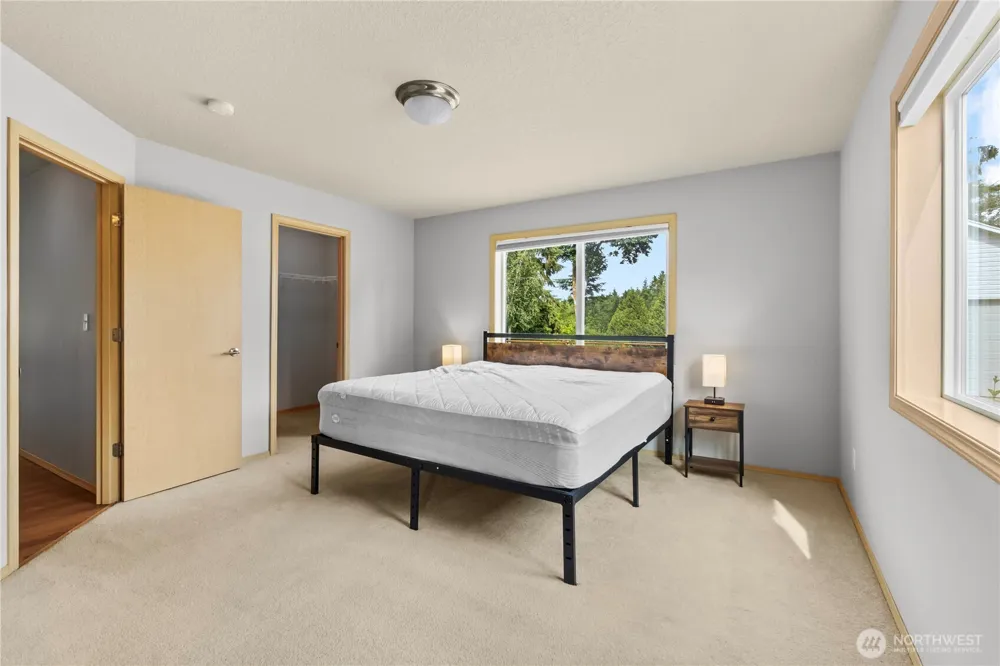 52 Morgan Drive Cathlamet, WA 98612