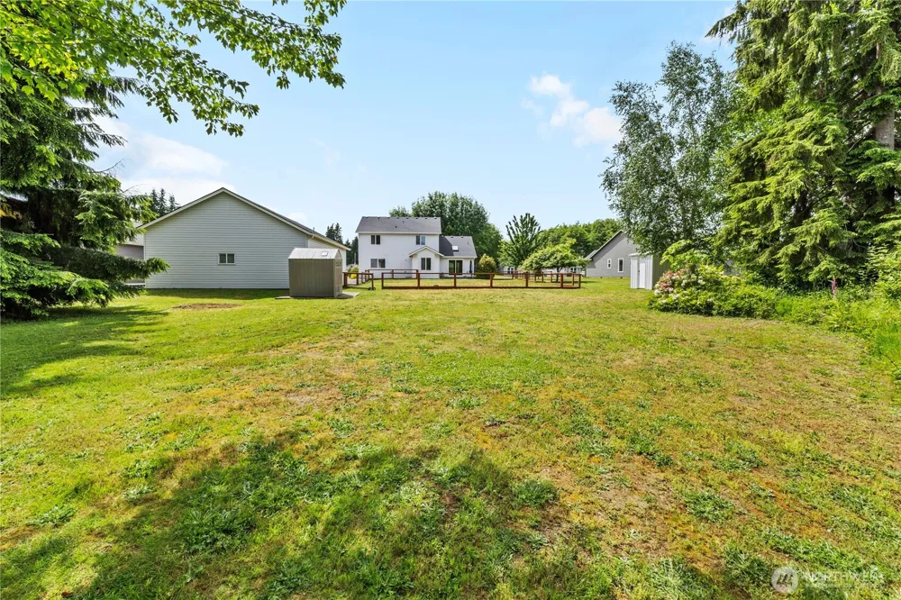 52 Morgan Drive Cathlamet, WA 98612