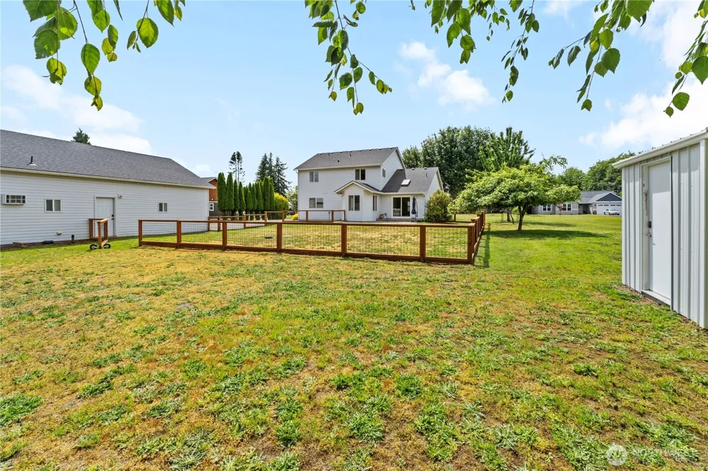 52 Morgan Drive Cathlamet, WA 98612