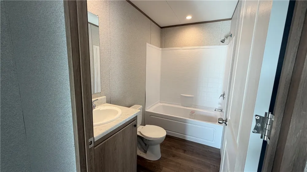114 Mark Allen Mathis, TX 78368