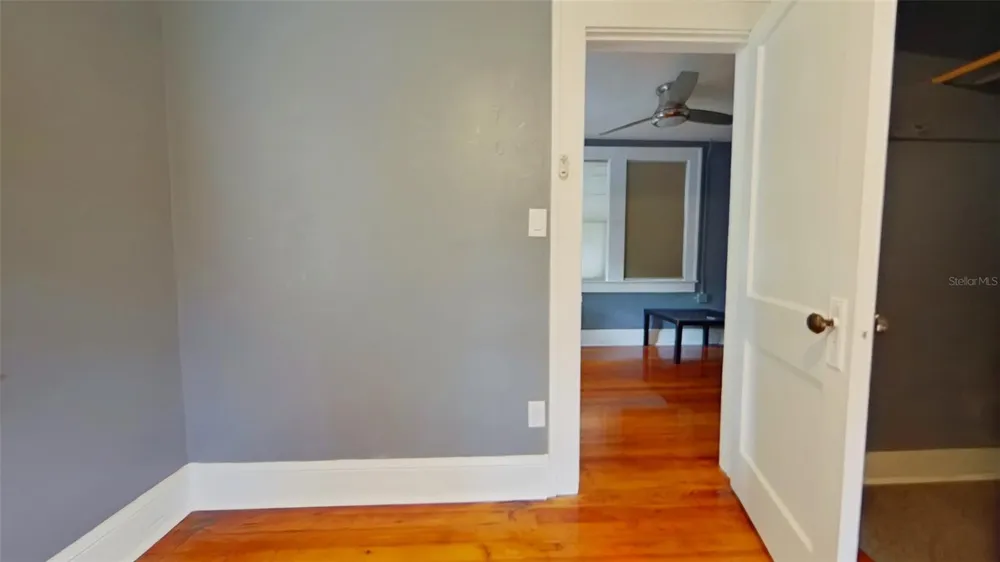 1412 NW 3RD AVENUE #Upstairs Gainesville, FL 32603