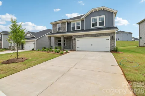 104 Frontiersman Drive