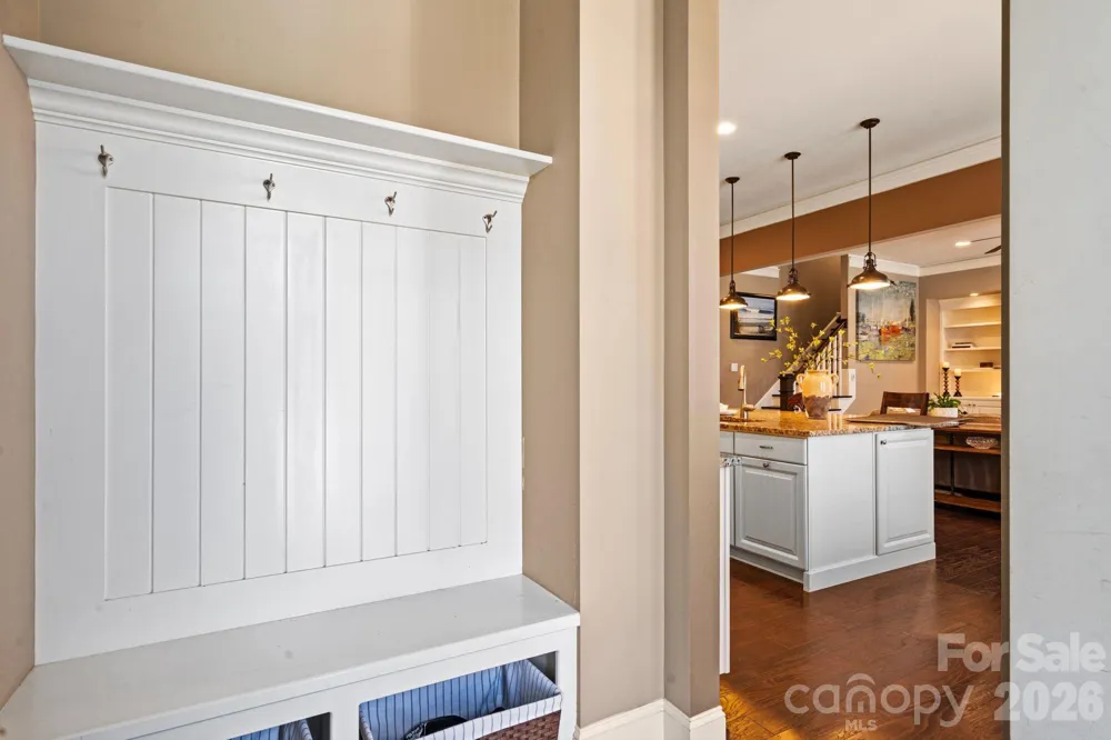 2319 Lochview Street Pineville, NC 28134