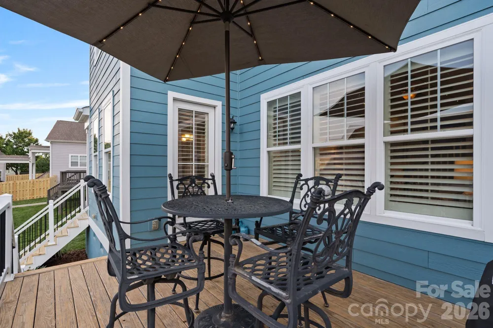 2319 Lochview Street Pineville, NC 28134