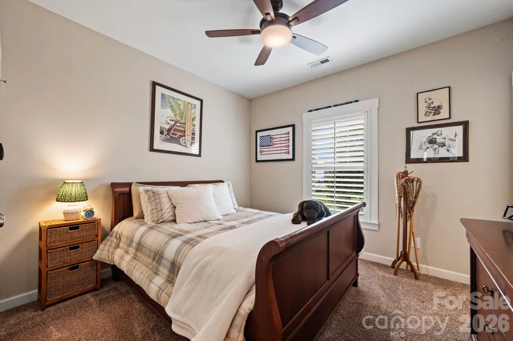 2319 Lochview Street Pineville, NC 28134