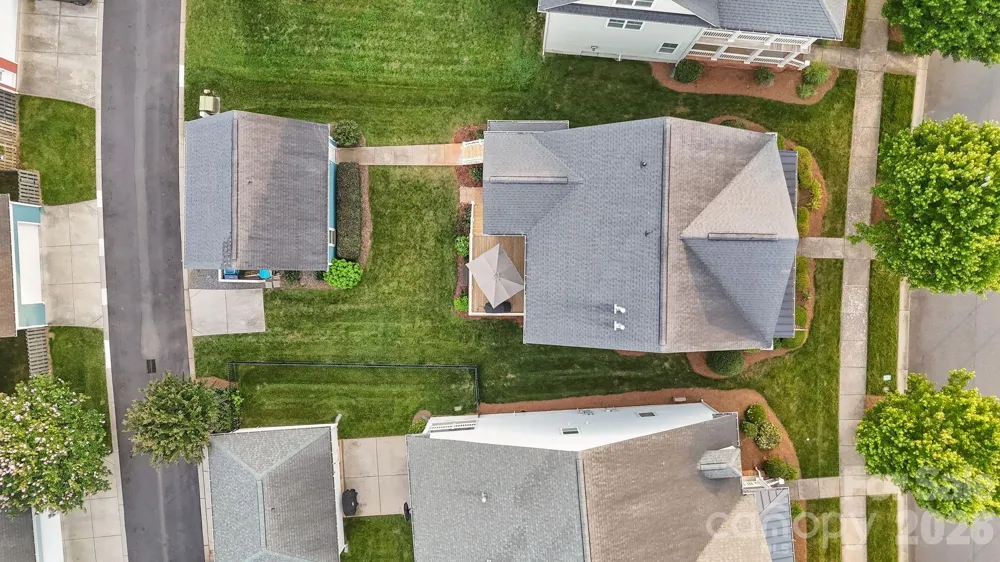 2319 Lochview Street Pineville, NC 28134