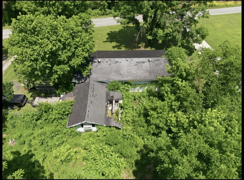 17 Dog Branch Rd S Pleasant Shade, TN 37145
