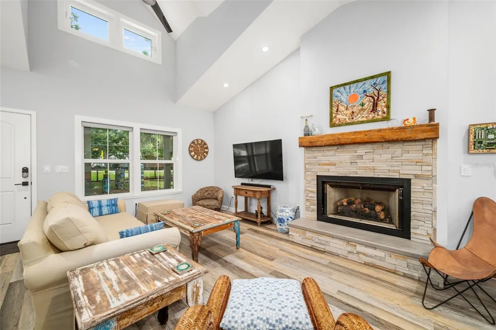 2620 NW 31ST AVENUE Gainesville, FL 32605