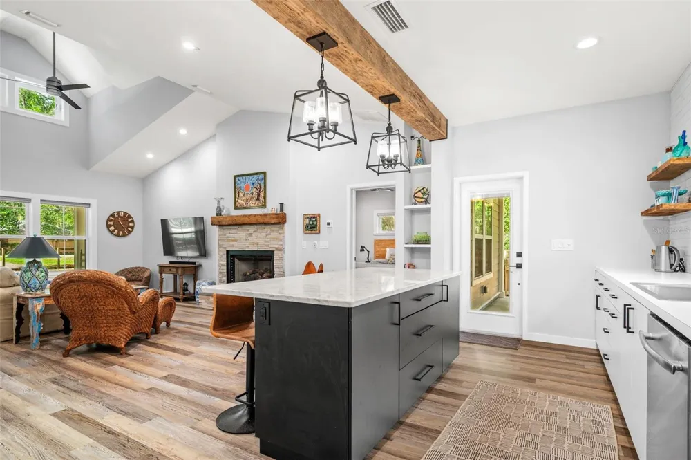 2620 NW 31ST AVENUE Gainesville, FL 32605