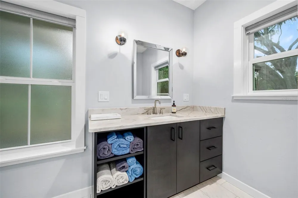 2620 NW 31ST AVENUE Gainesville, FL 32605