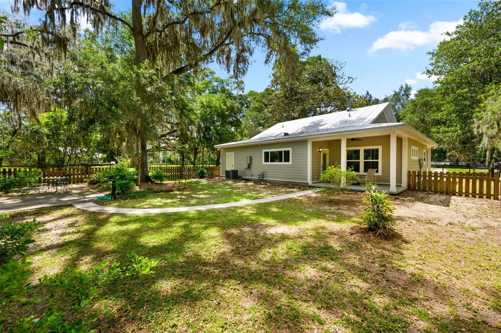2620 NW 31ST AVENUE Gainesville, FL 32605