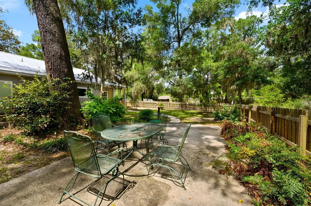 2620 NW 31ST AVENUE Gainesville, FL 32605