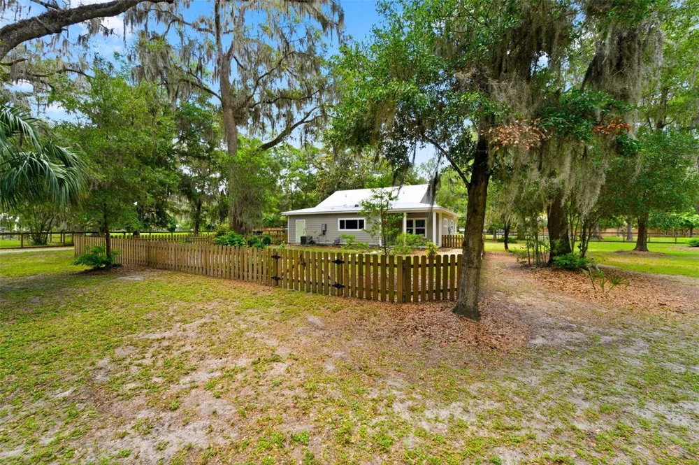 2620 NW 31ST AVENUE Gainesville, FL 32605