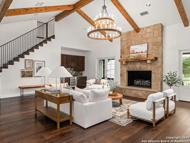 862 Grape Creek Road Fredericksburg, TX 78624
