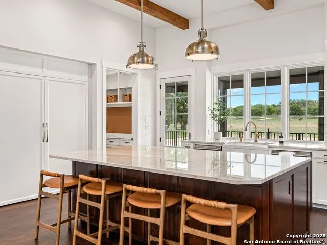 862 Grape Creek Road Fredericksburg, TX 78624