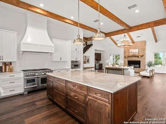862 Grape Creek Road Fredericksburg, TX 78624