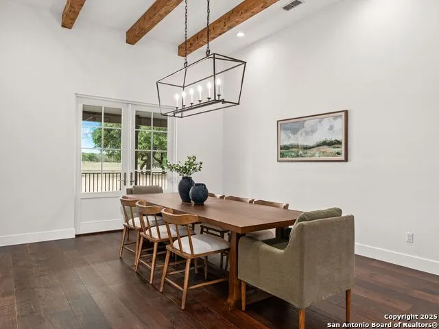 862 Grape Creek Road Fredericksburg, TX 78624