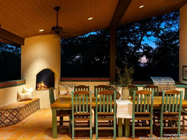 862 Grape Creek Road Fredericksburg, TX 78624