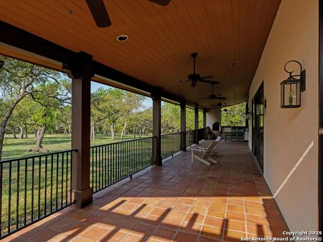 862 Grape Creek Road Fredericksburg, TX 78624