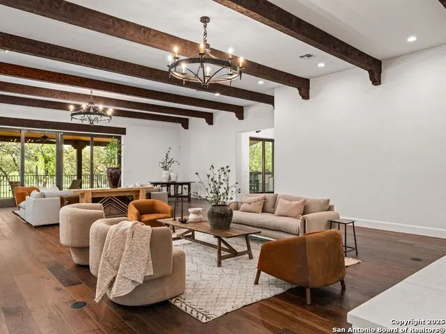 862 Grape Creek Road Fredericksburg, TX 78624